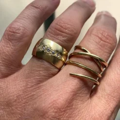 Sarah McGuire – Medusa Ring - 18k Gold